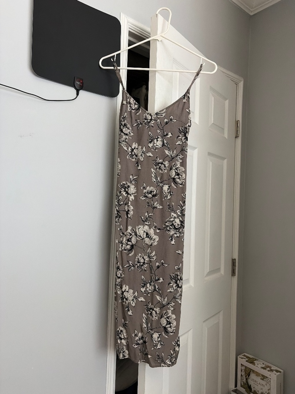 Forever 21 floral slip dress